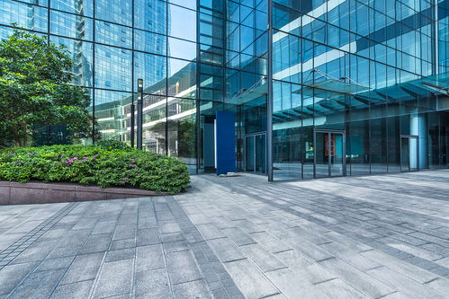 智能建筑為何呼喚智能清潔 構建高效、健康與可持續的運營閉環